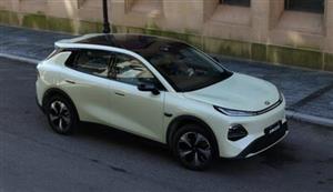 Hãng xe Trung Quốc mở đặt hàng mẫu SUV điện nhỏ tại Việt Nam: Sạc 15 phút đi hơn 500 km, giá từ 400 triệu, chạy quảng cáo Facebook để thu hút người dùng trẻ